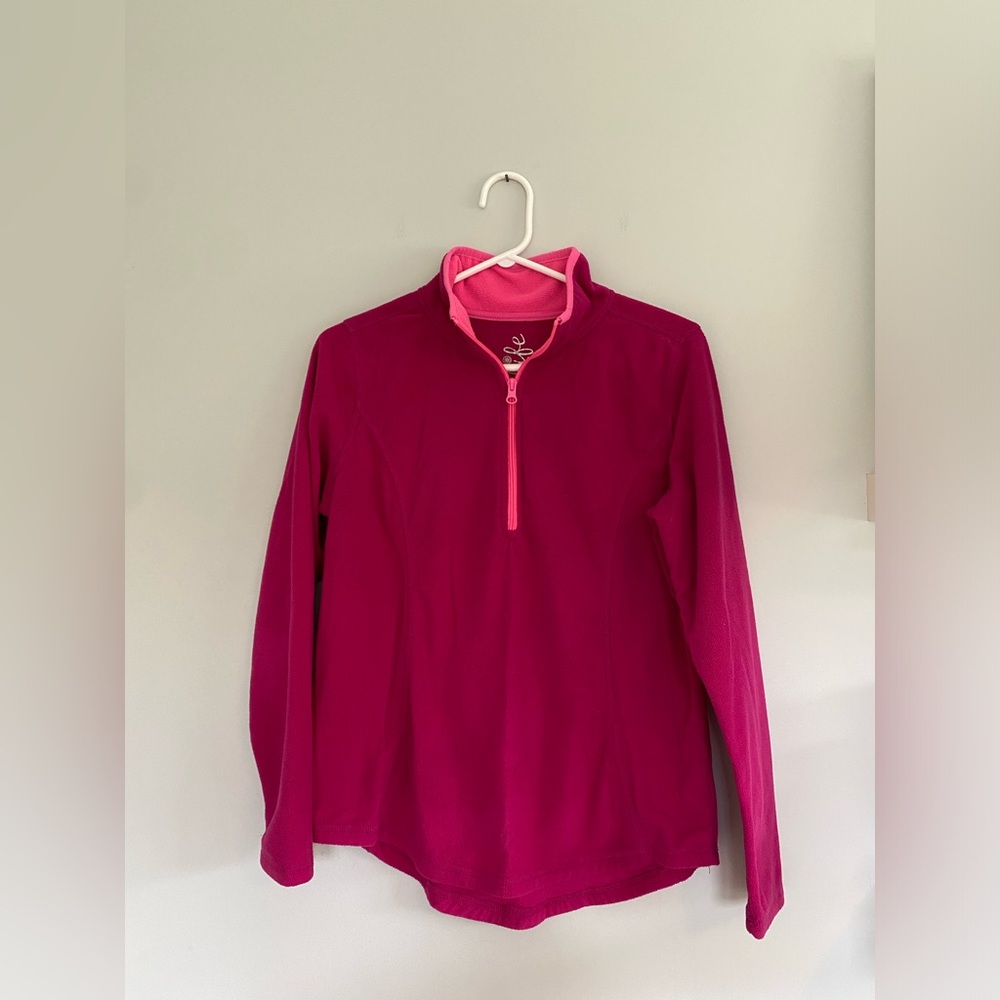 Bright pink fleece quarter zip! Small
